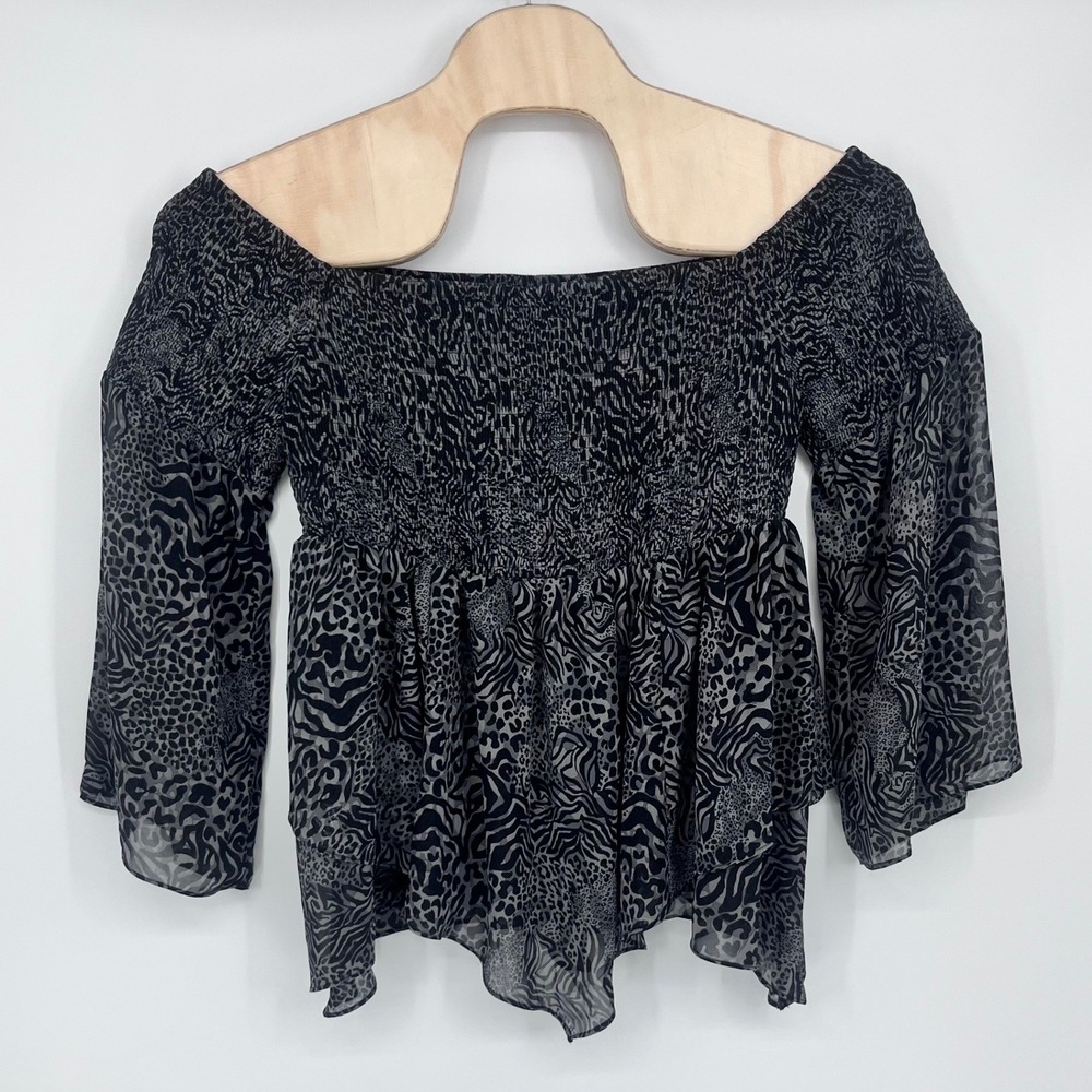 Torrid Blouse Womens 2 Black Gray Animal Print Smocked Off Shoulder Bell Sleeve